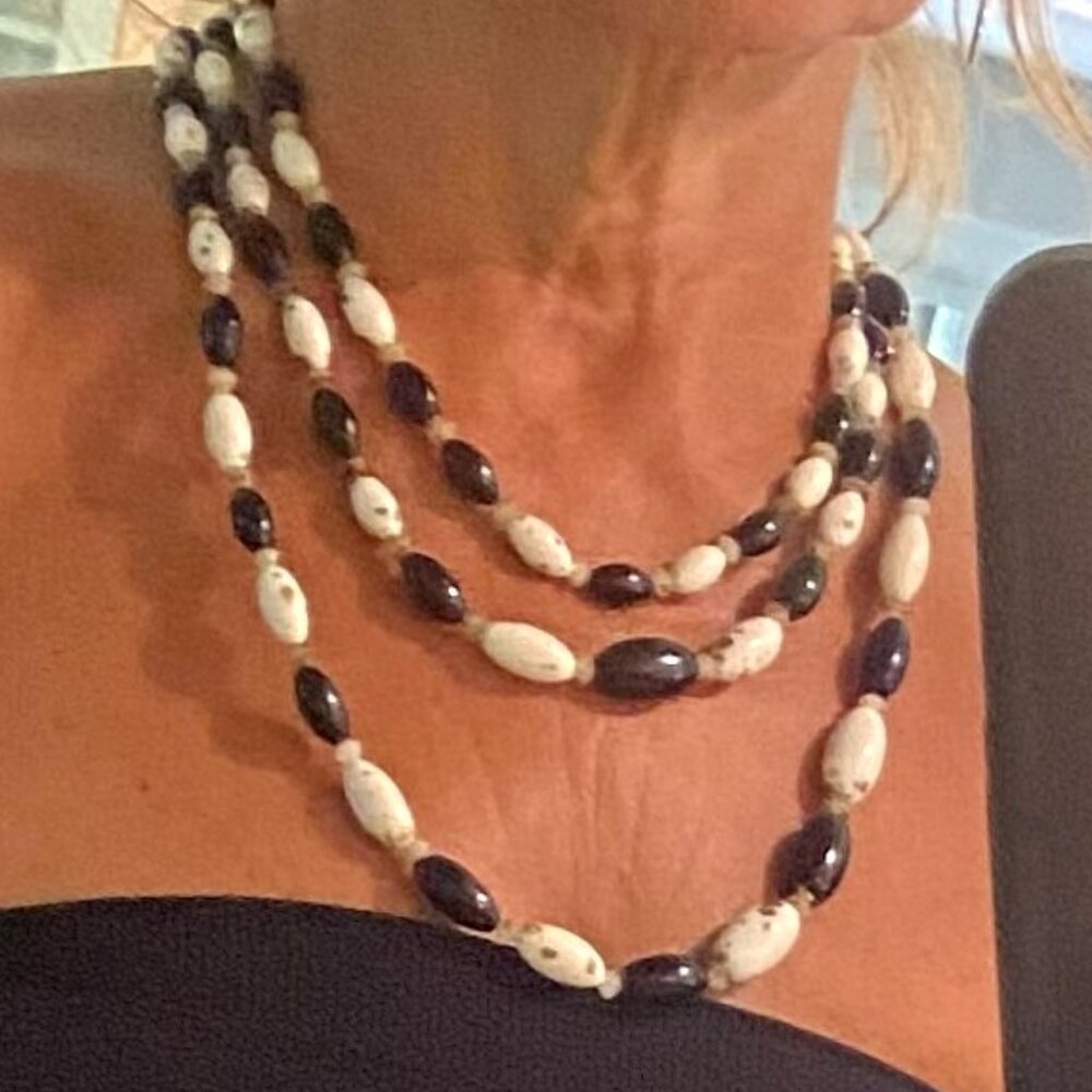 Vintage 31" Long black and white beaded Necklace with Gold flecks